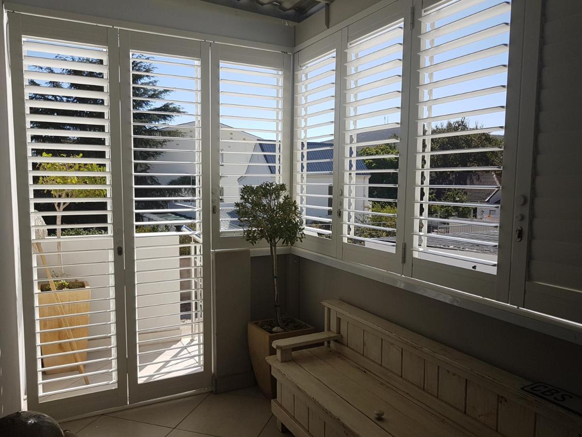 Modern, Centrally Located Dorp Street Apartment Stellenbosch Eksteriør billede